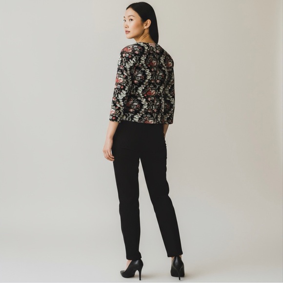 Philosophy Black Floral Blazer size S 3/4 sleeves NWOT zip front jacket - Picture 3 of 9